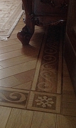 The VENEZIANO wood floor border inlay